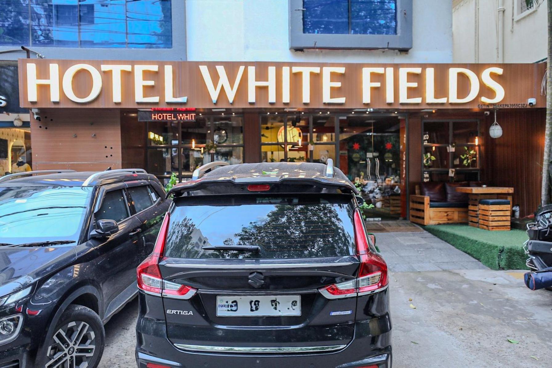 Hotel White Fields Hitec City, Hyderabad Exterior photo