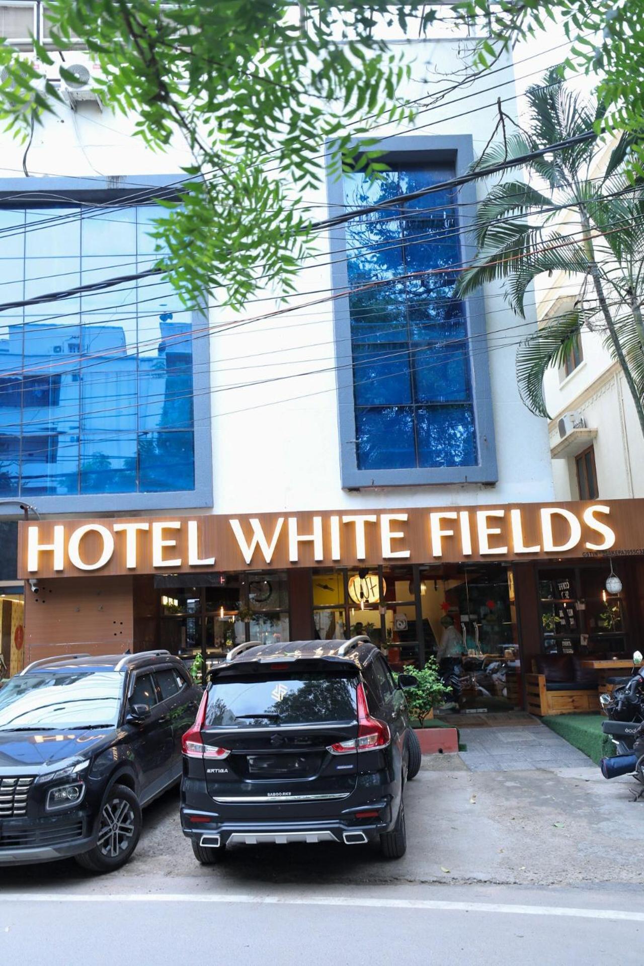 Hotel White Fields Hitec City, Hyderabad Exterior photo